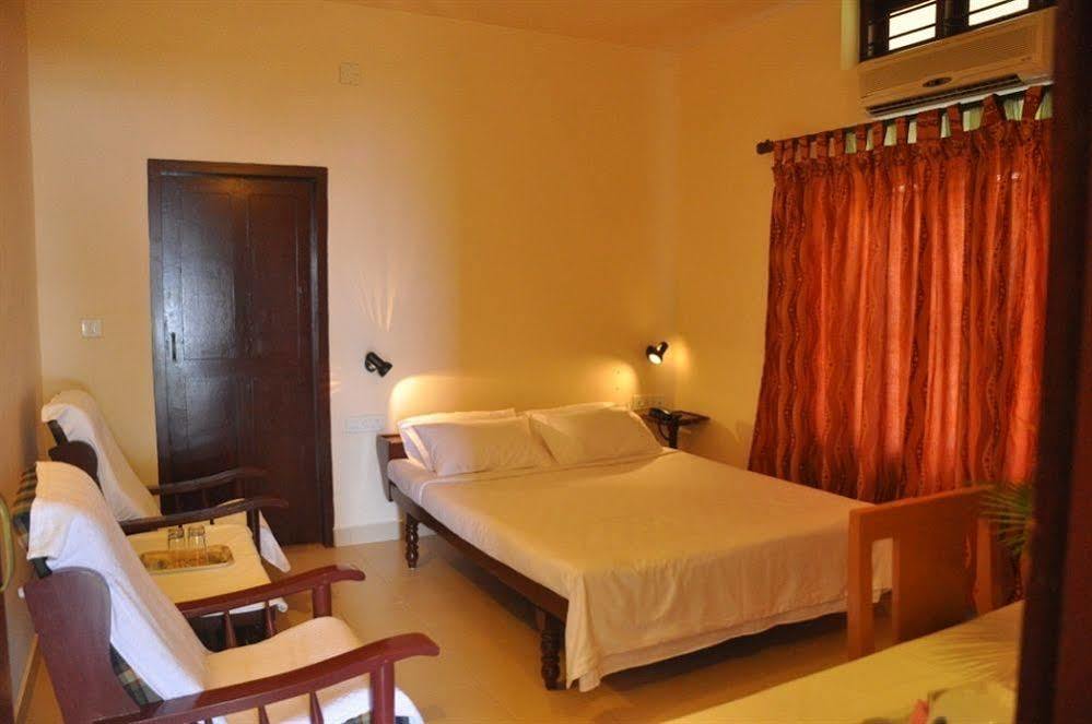 Illikkalam Lakeside Cottages Kumarakom Buitenkant foto